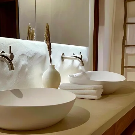 Guest For 12 Persons In Mykonos Mykonos Town