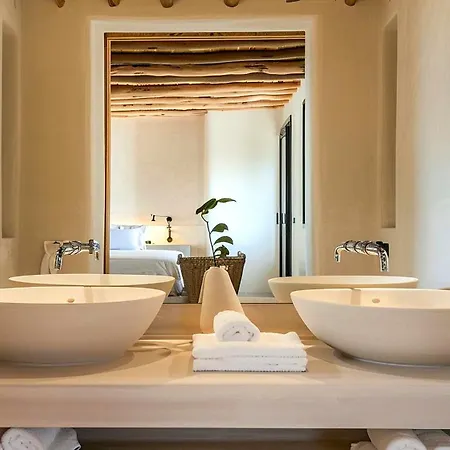 Guest For 12 Persons In Mykonos Mykonos Town