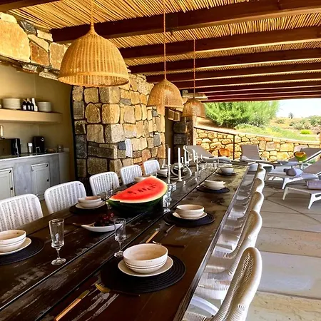 Guest For 12 Persons In Mykonos *